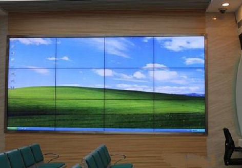 旬阳液晶拼接屏的另类用法。